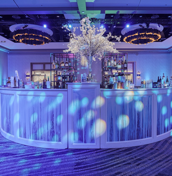 Chateau-Bar.png Chateau-Bar.png